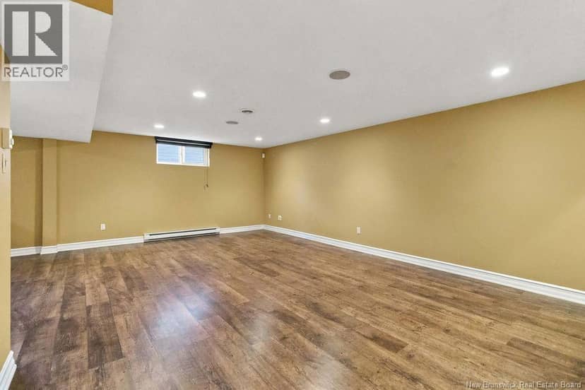 230 Doreen Street — photo 37 of 40