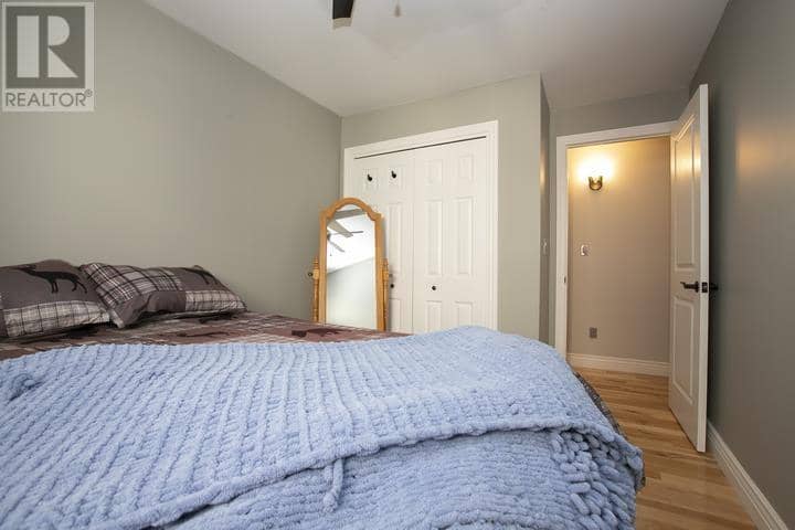 552 Lake ST — photo 38 of 40