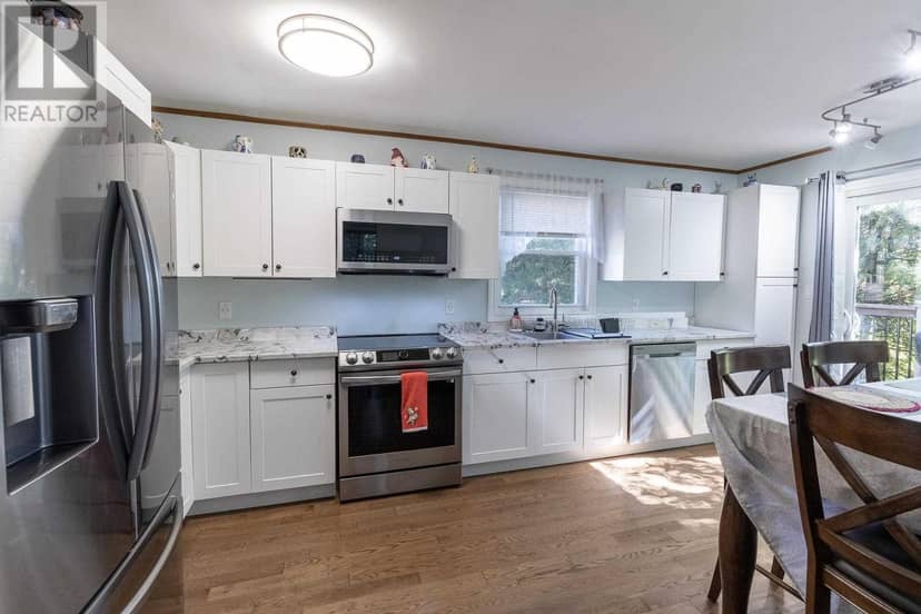 1310 Peoples RD — photo 6 of 28