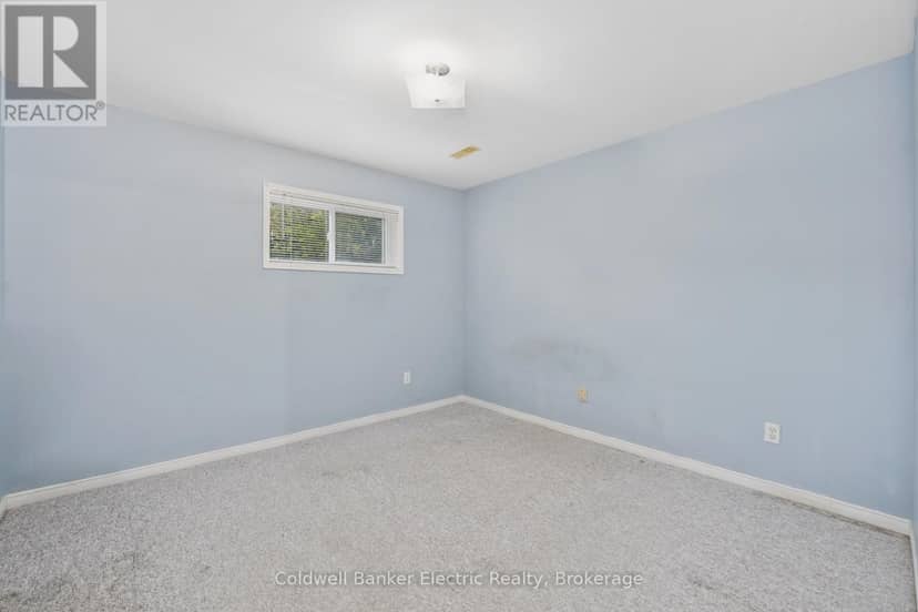 271 Dainton Drive — photo 20 of 28