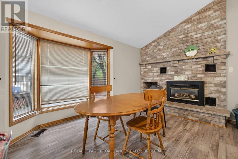 86 Ellerbeck Street — photo 10 of 35