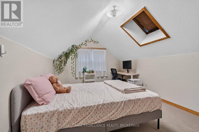 86 Ellerbeck Street — photo 16 of 35
