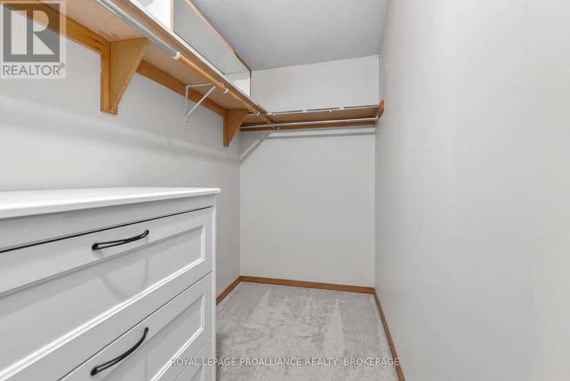 86 Ellerbeck Street — photo 17 of 35