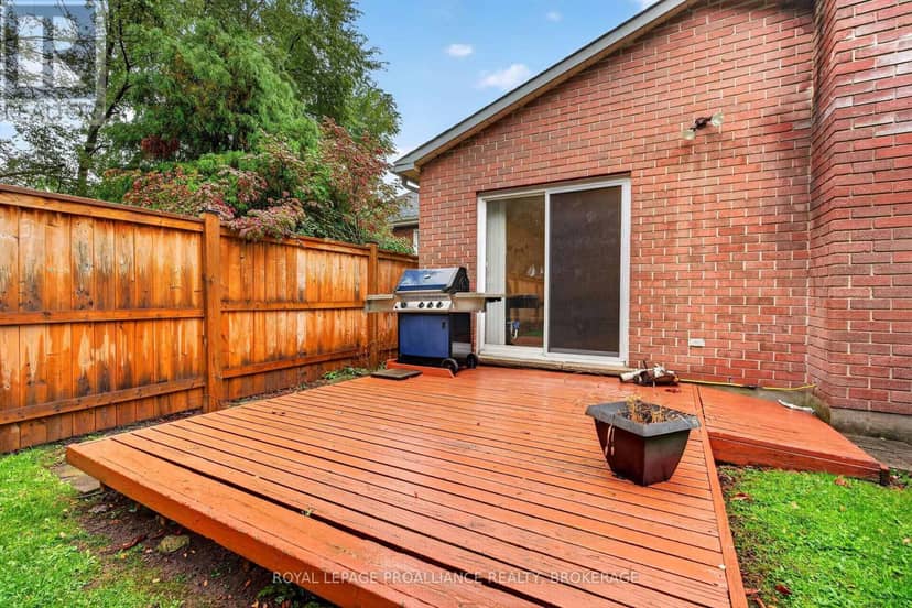 86 Ellerbeck Street — photo 32 of 35