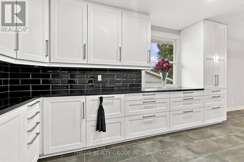 708 Village Green Avenue — photo 15 of 39