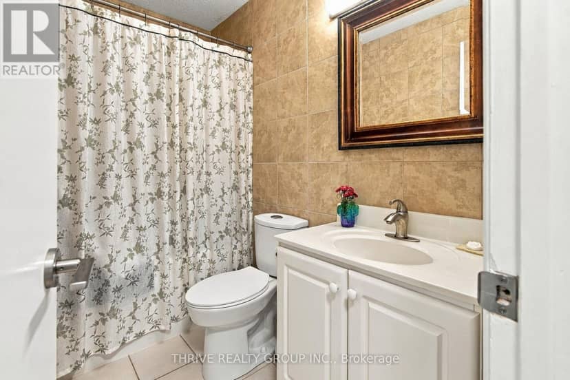 708 Village Green Avenue — photo 16 of 39
