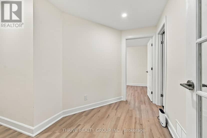 708 Village Green Avenue — photo 29 of 39