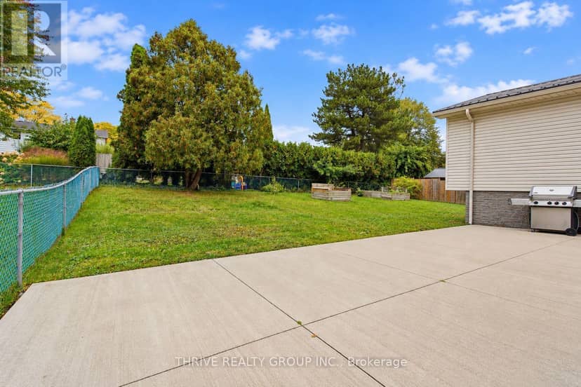 708 Village Green Avenue — photo 34 of 39