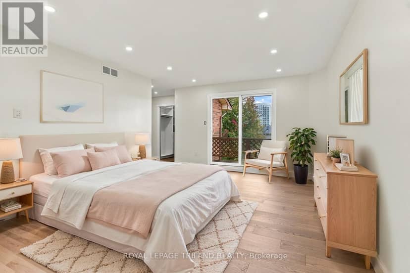 716 Franklinway Crescent — photo 20 of 40