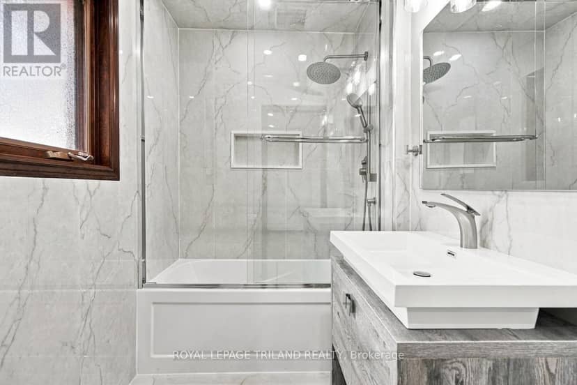 716 Franklinway Crescent — photo 29 of 40