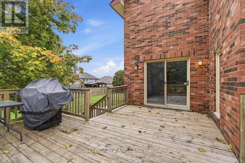 716 Franklinway Crescent — photo 35 of 40