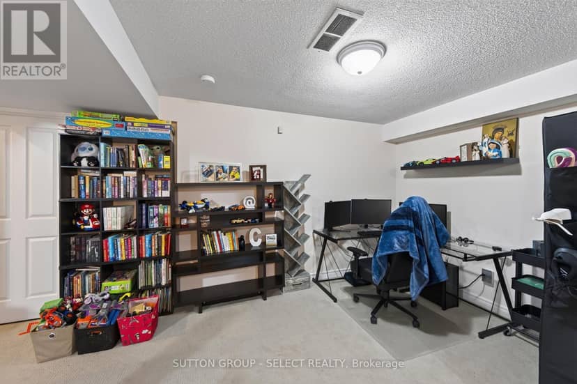21 - 410 Ambleside Drive — photo 18 of 22