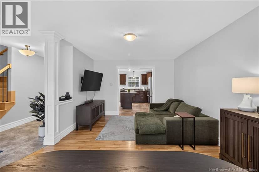 183 Belle Foret — photo 9 of 38