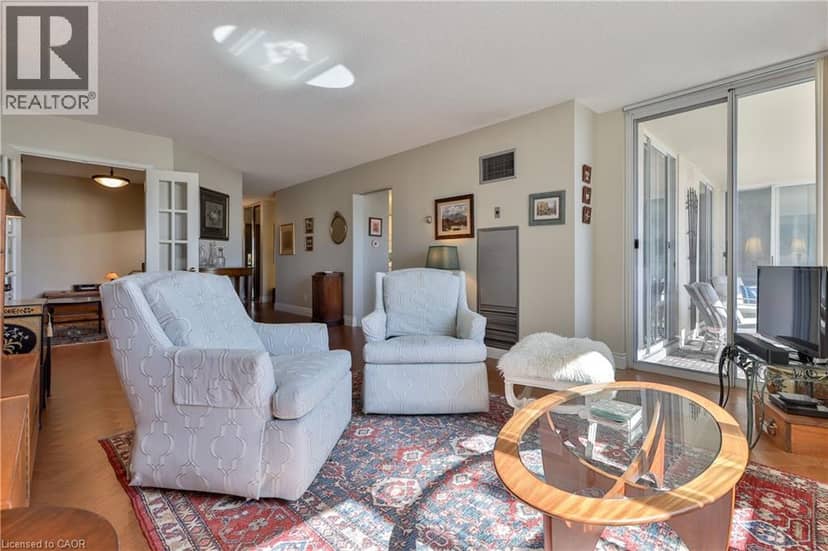 2287 LAKE SHORE Boulevard W Unit# 301 — photo 15 of 40