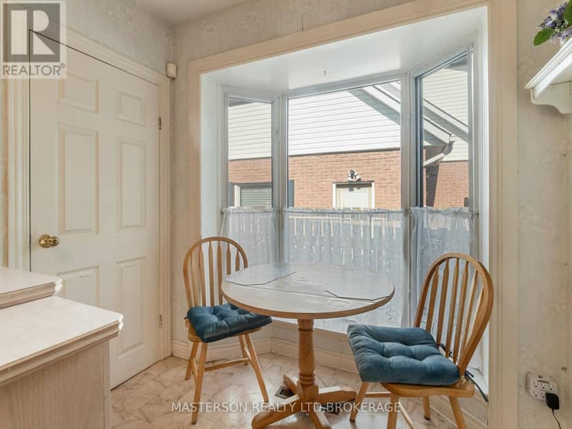 5 Burdy Drive, St. Catharines, photo 8