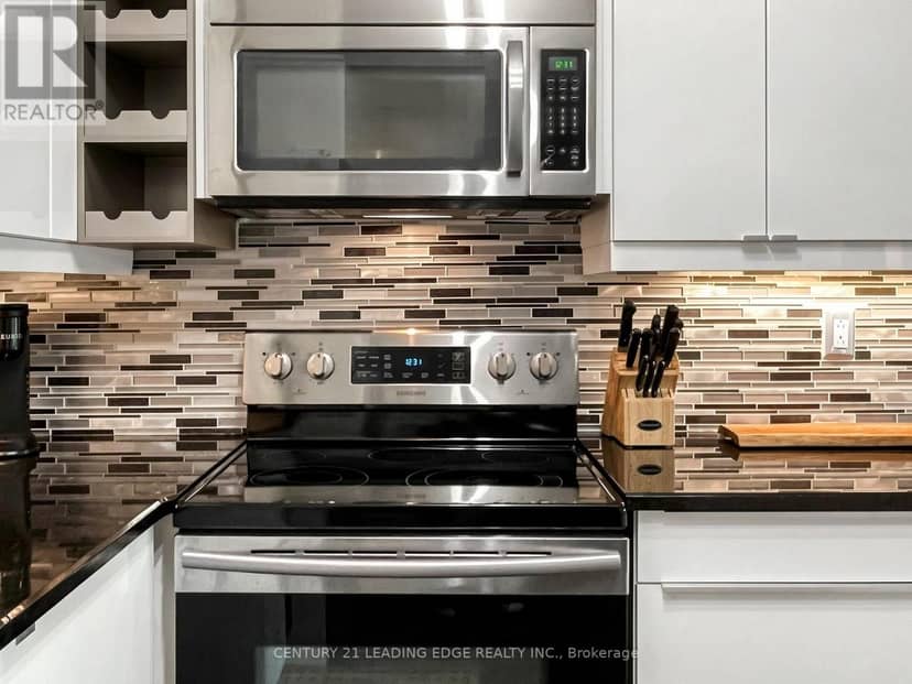 2508 - 600 Fleet Street — photo 16 of 40