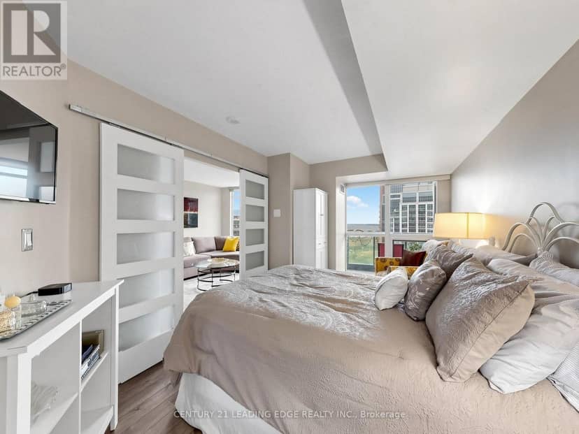 2508 - 600 Fleet Street — photo 19 of 40