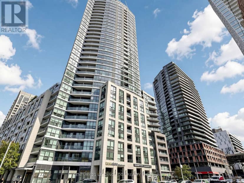 2508 - 600 Fleet Street — photo 2 of 40