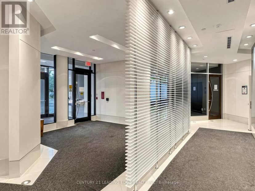 2508 - 600 Fleet Street — photo 33 of 40