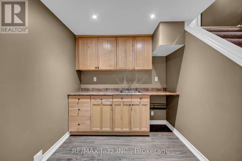 292 Limerick Street — photo 23 of 35
