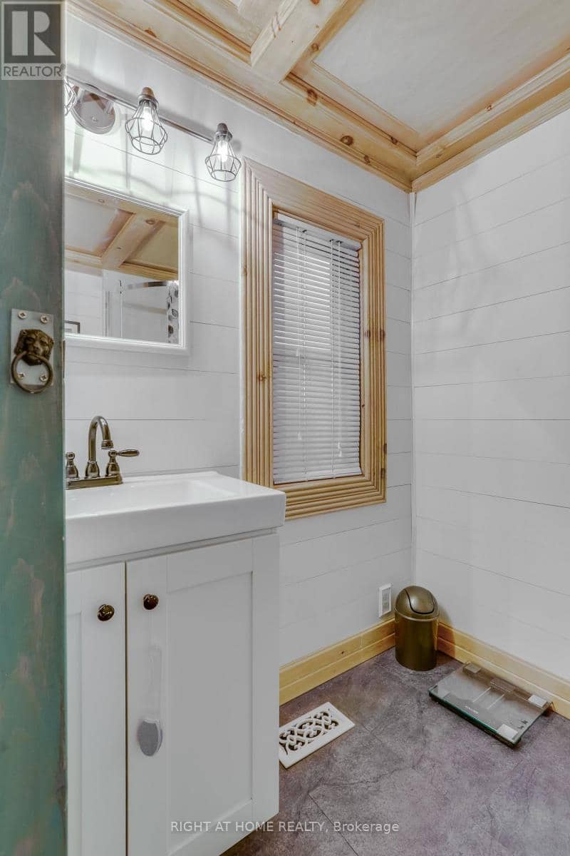 1053 Frances Street — photo 20 of 34