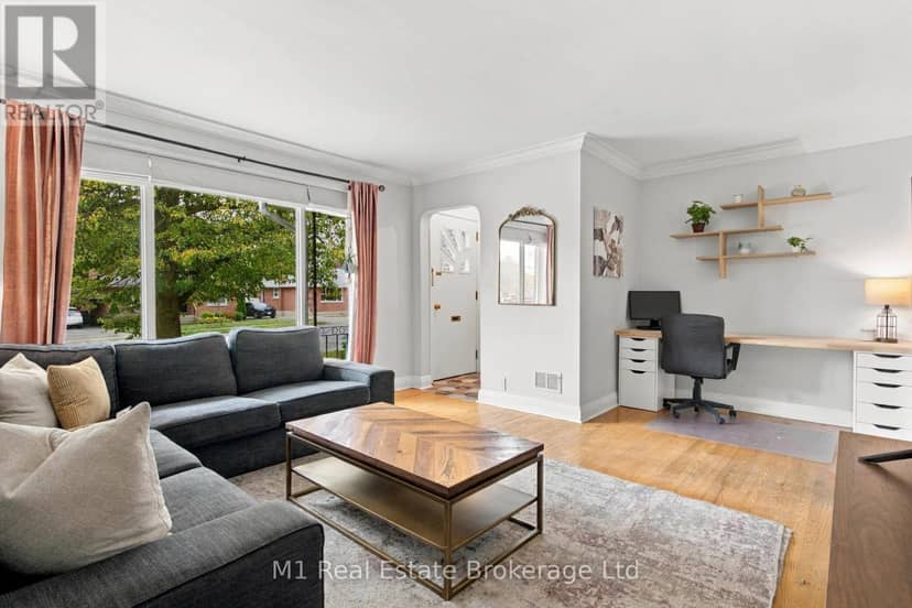 327 Metcalfe Street — photo 9 of 40