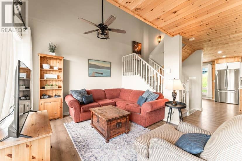 30 Turner Drive — photo 13 of 40