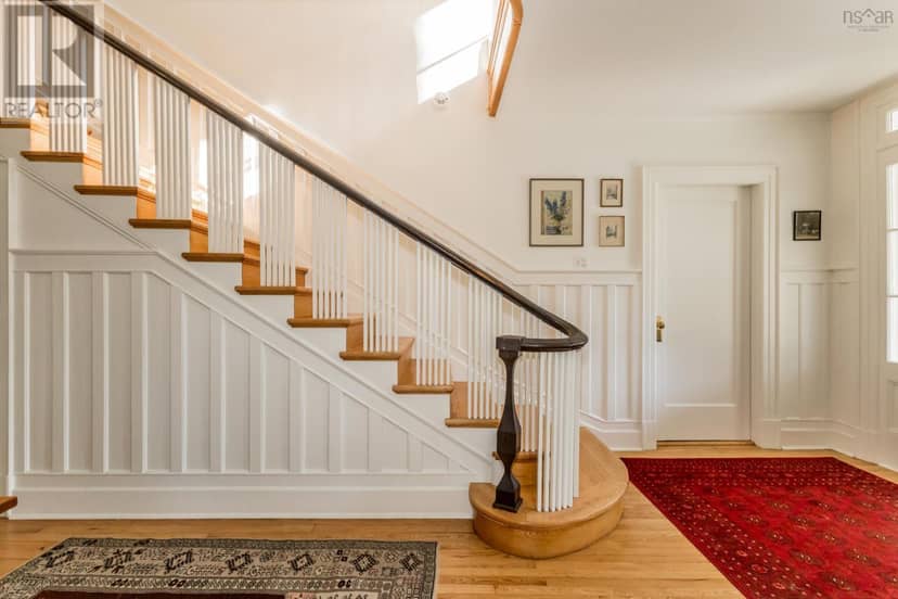 12 Linden Avenue — photo 24 of 40