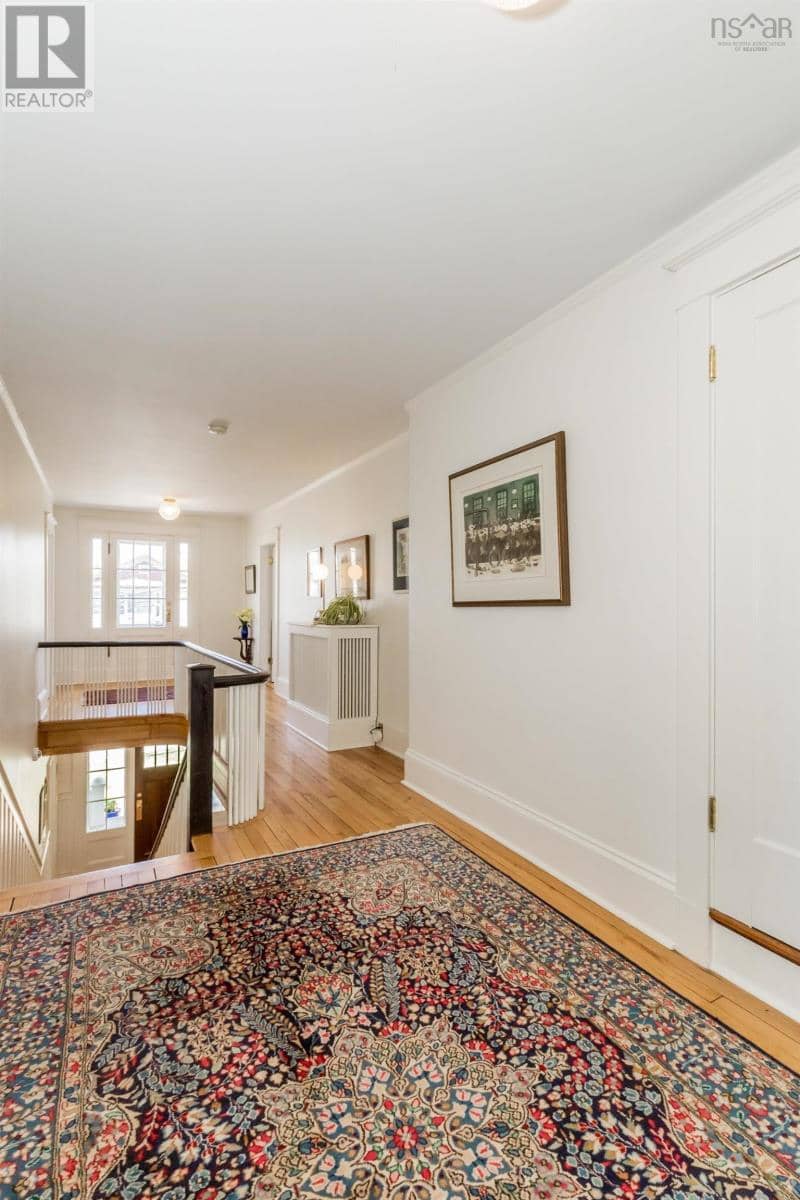 12 Linden Avenue — photo 31 of 40