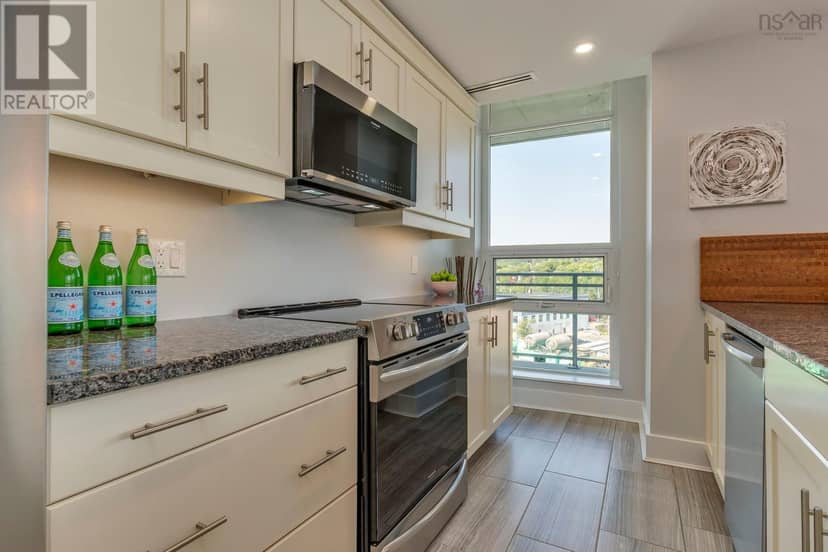502 31 Kings Wharf Place — photo 10 of 40