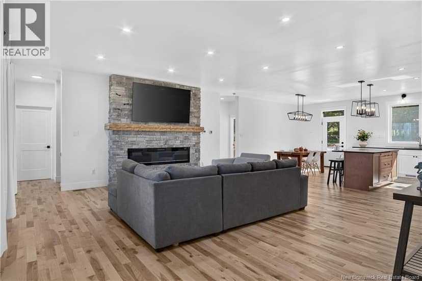 22 Carlingford Drive — photo 9 of 40