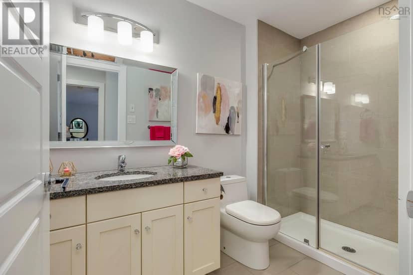 502 31 Kings Wharf Place — photo 30 of 40