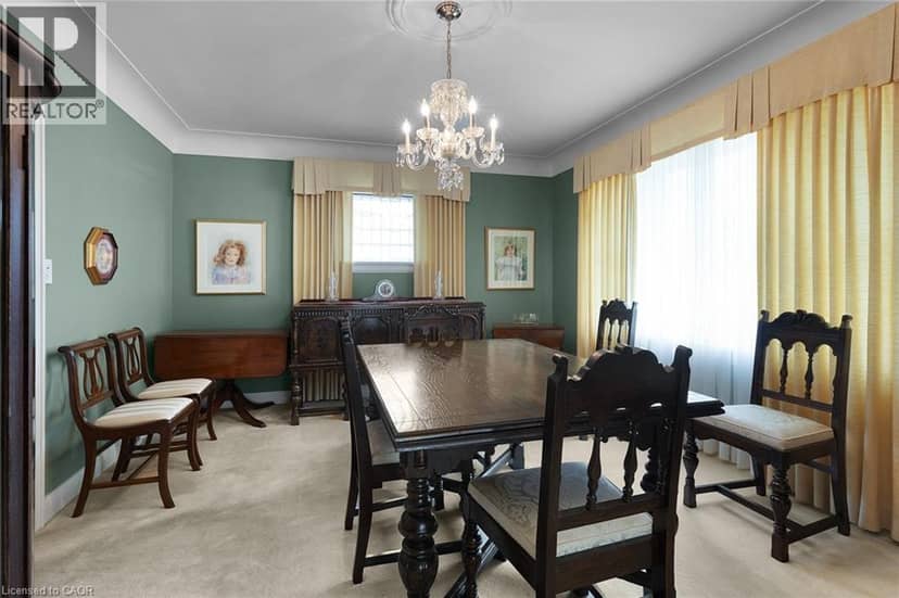 119 CHURCH Street E — photo 10 of 40