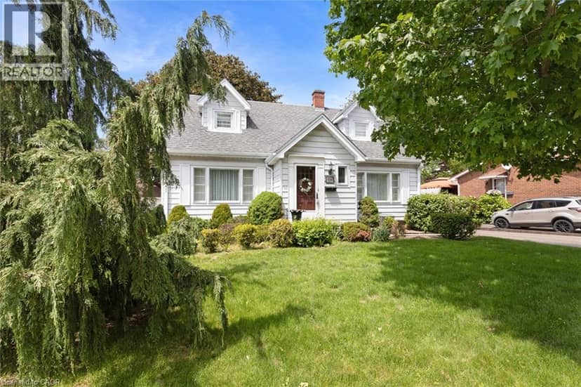 119 CHURCH Street E — photo 1 of 40