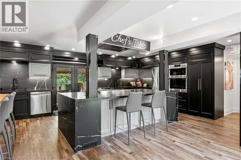 36 LAKEVIEW Drive — photo 11 of 40