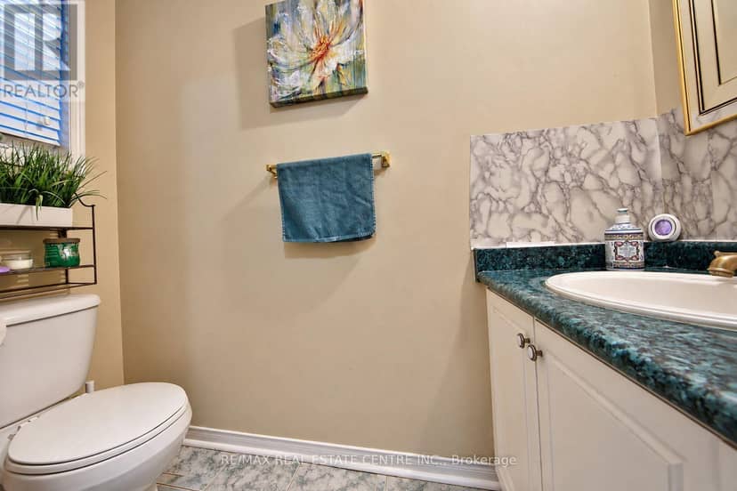 180 Cresthaven Road — photo 4 of 30