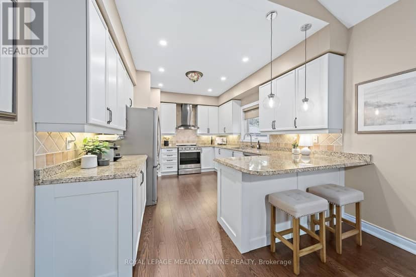 54 Grist Mill Drive — photo 12 of 40