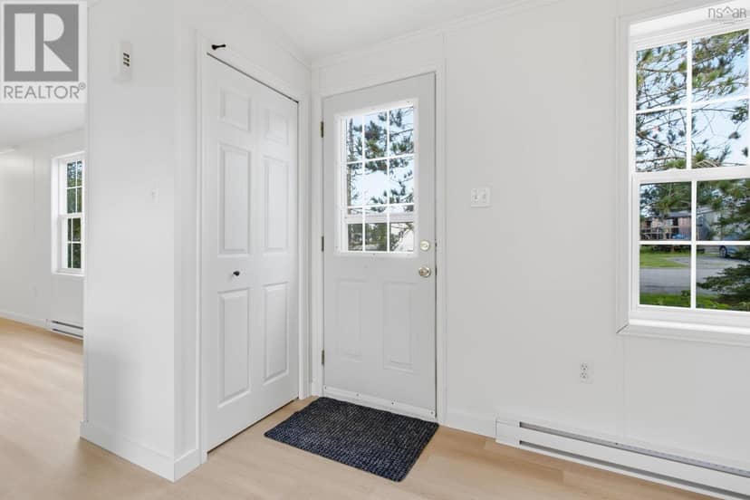 22 Davis Drive, South Uniacke, photo 4