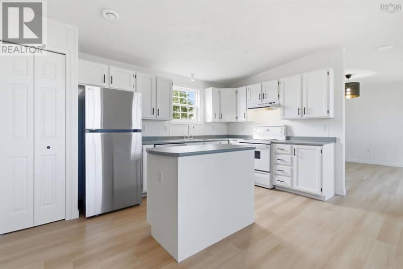 22 Davis Drive, South Uniacke, photo 8