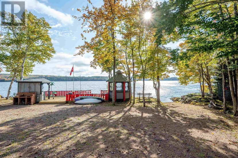450 Lakeside Drive — photo 31 of 40