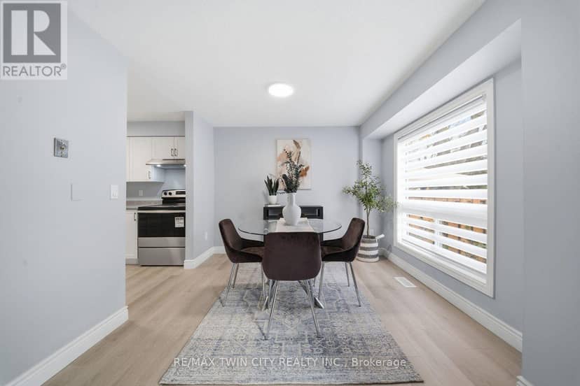 5 - 492 Grey Street — photo 12 of 29