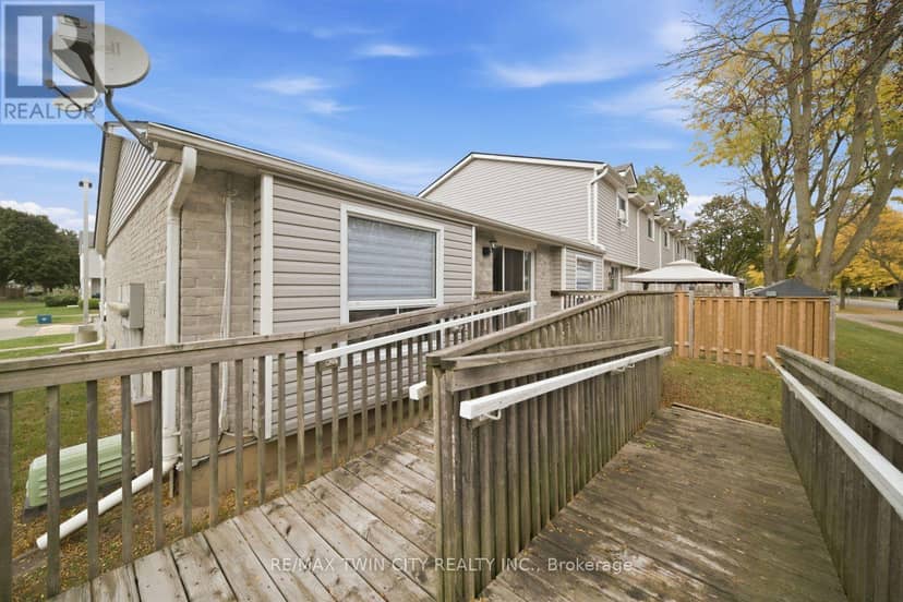 5 - 492 Grey Street — photo 25 of 29