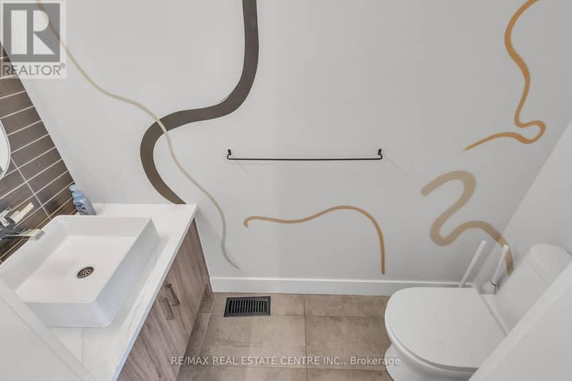 920 Thomas Pedder Court — photo 19 of 40