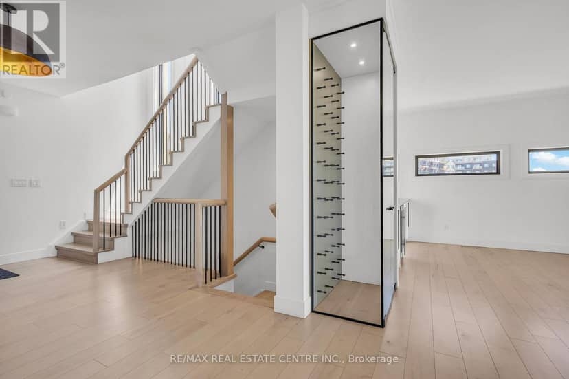 920 Thomas Pedder Court — photo 22 of 40