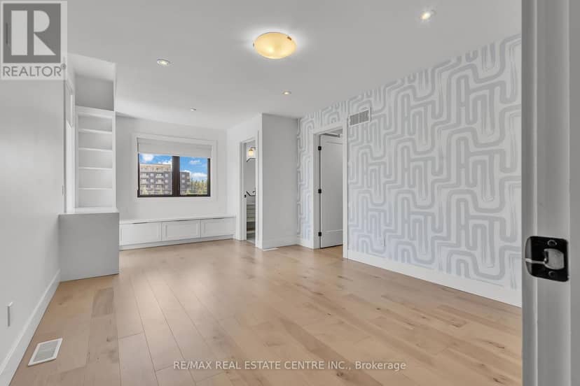 920 Thomas Pedder Court — photo 32 of 40