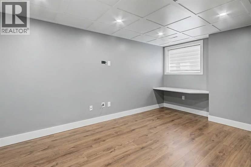 125 Williamstown Green NW — photo 35 of 40