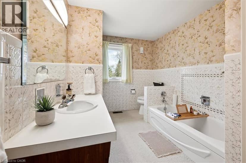 142 CARSON Drive — photo 26 of 35