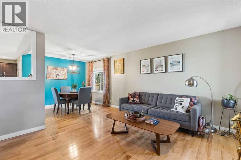 7048 61 Avenue NW, Calgary, photo 5