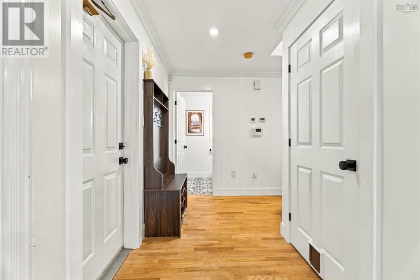 90 Ingram Drive — photo 16 of 40