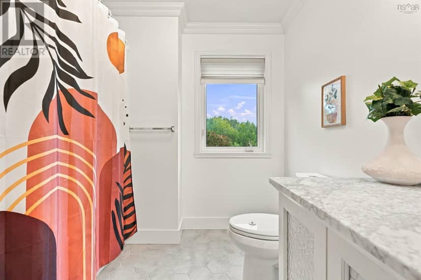 90 Ingram Drive — photo 39 of 40